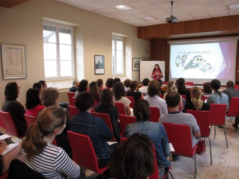 Professionnels : conférence auprès des familles que vous suivez