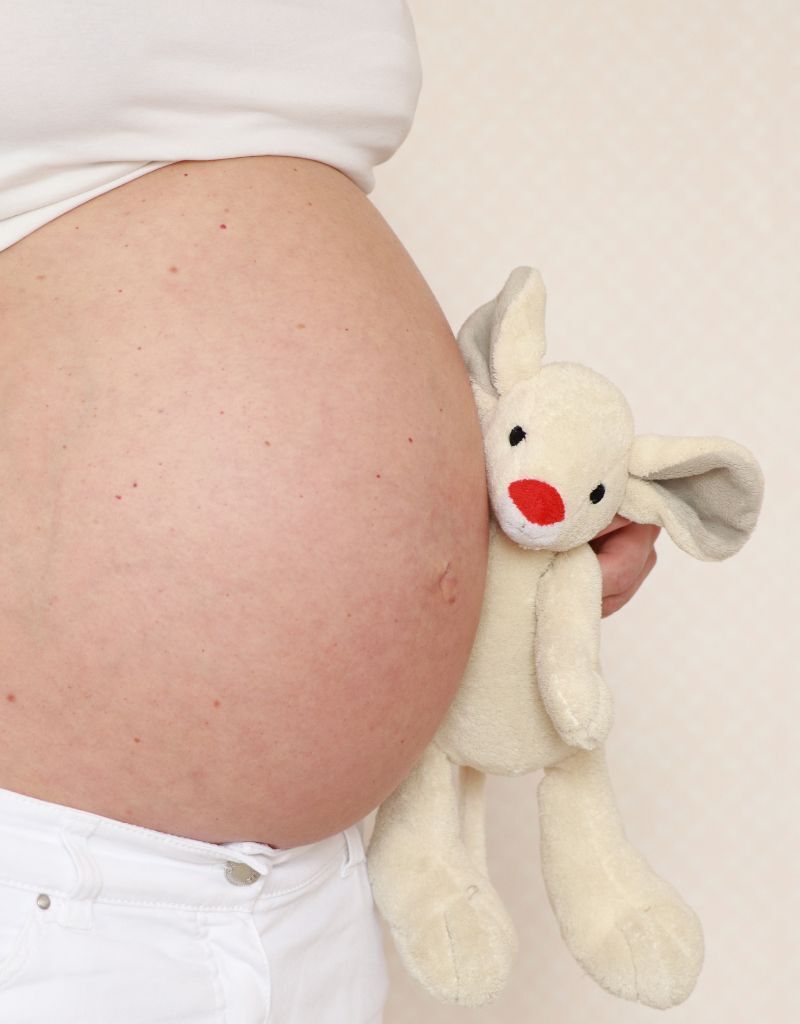 émoa l'accompagnement et le soutien auprès des femmes enceintes ou voulant l'être