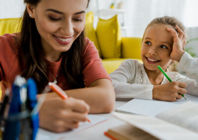 EJE, structure petite enfance crèche, centre de loisirs, périscolaire Sophie Burgaud vous soutien et vous donne des outils face aux enfants en crise, frustrés
